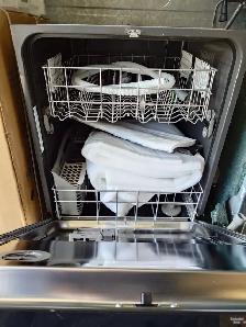 Whirlpool '24' Stainless Steel Dishwasher on Sale‼️ - Photo 4