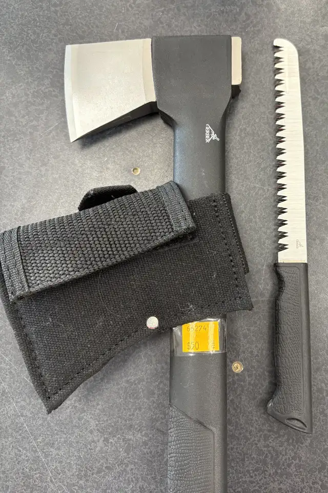 Gerber Gator Axe II Combo with Coarse Blade Handsaw in Handle