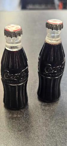 Vintage Coca-Cola Mini Lighters - Photo 2