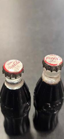 Vintage Coca-Cola Mini Lighters - Photo 3