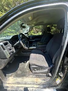 2017 Chevy Silverado LT 4X4 - Photo 5