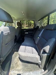 2017 Chevy Silverado LT 4X4 - Photo 6