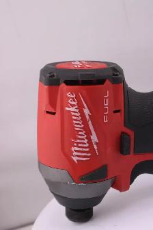 Milwaukee M18 FUEL  1/4' Hex Impact Driver 2853-20 (#43393-1) - Photo 2