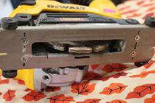DEWALT DWE46125 Dust Shroud   DWE43131 4.5–5' Grinder (#43574-2) - Photo 5
