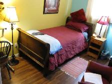 Room for rent, or couch surf n' save!  All is included $40 - Photo 4