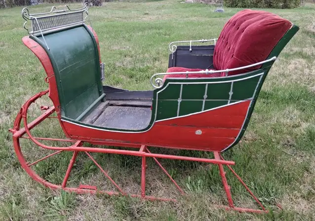 A Vintage Horse Drawn Santa Sleigh.  Complete and ready to go.