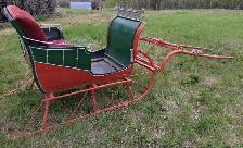 A Vintage Horse Drawn Santa Sleigh.  Complete and ready to go. - Photo 5