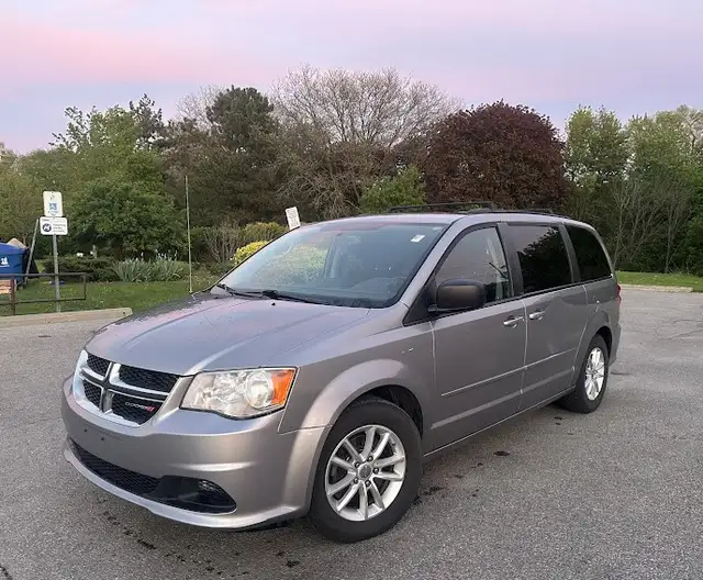 13 G.CARAVAN SXT 3.6L 203K No Accident 1 Ownr Safety 2 Yrs Wrnty
