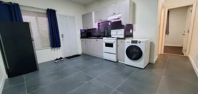 Affordable Ground-Level! Bright Living – All Utilities Includ