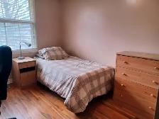 Room For Rent Ottawa South - Photo 2