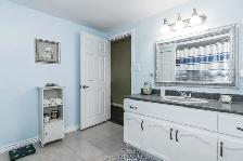 Nice & Big 1-Bed, 1-Bath Walkout Apartment $1895/mth - All in - Photo 9
