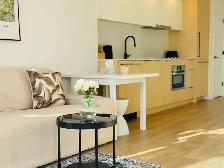 Brand New 1b1b Luxury Condo @ Surrey Central (Flexible Lease) - Photo 2