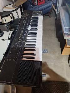 Free piano synthesizer