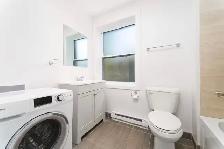 Bright & Modern 1-Bedroom Apartment in Hintonburg - Photo 2