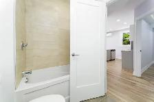 Bright & Modern 1-Bedroom Apartment in Hintonburg - Photo 3