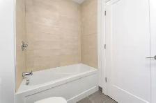Bright & Modern 1-Bedroom Apartment in Hintonburg - Photo 7