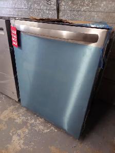 Frigidaire '24' Stainless Steel Dishwasher on Sale‼️ - Photo 2