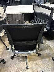 Artopex Chair! - Photo 5