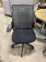 Humanscale Diffrient Smart Task Chair! - Photo 2
