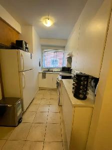 4 1/2 Renovated NDG 1,400$ July 1st - Heat Pump   WiFi - Photo 6