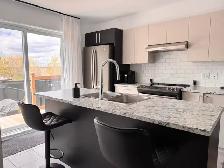 (À LOUER) Maison de ville – 3 ch. & cour privée - Photo 2