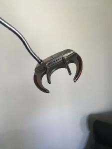 Odyssey sabertooth putter - Photo 2