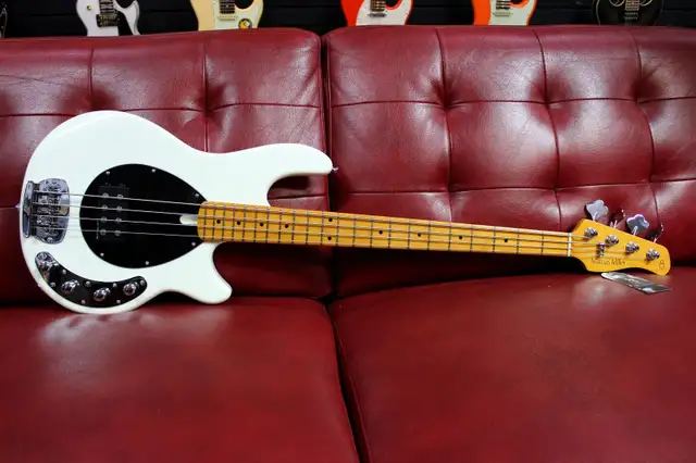 Sire Z3 4 String Electric Bass Guitar Marcus Miller White