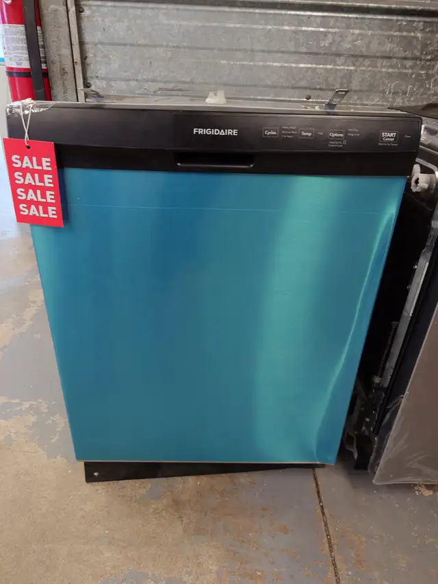 Frigidaire '24' Stainless Steel Dishwasher on Sale‼️