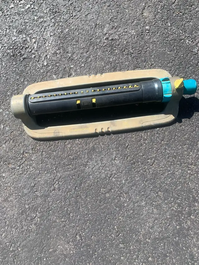 yardworks ossillating sprinkler