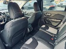 2016 Jeep Cherokee 4WD 4dr Sport - Photo 7