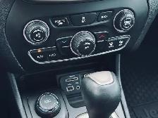 2016 Jeep Cherokee 4WD 4dr Sport - Photo 11