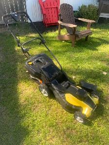 electric lawnmower with bagger - Photo 2