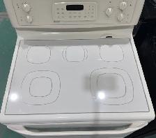 Frigidaire Glass top Stove - Upgrade Your Kitchen for Less! $378 - Photo 2
