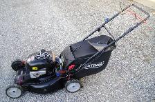 CRAFTSMAN SELF PROPELLED GAS LAWNMOWER