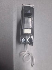 DISJONCTEUR 1 POLE 20A 120V TYPE BR120GFI CUTLER-HAMMER GFCB120