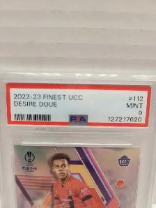 Desire Doue Topps Finest 2022-23 PSA 9 Europa League - Photo 3