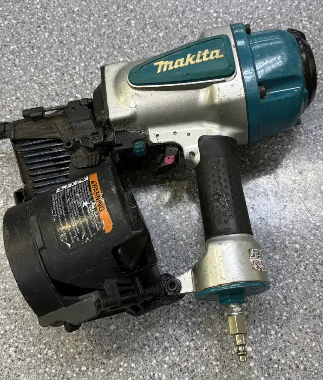 Makita AN902 Coil Framing Gun