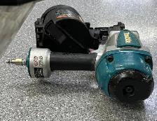 Makita AN902 Coil Framing Gun - Photo 5