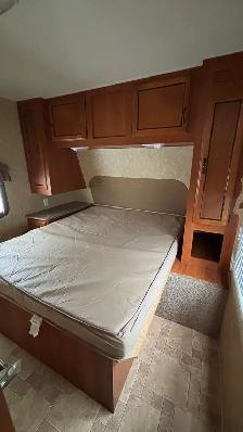 2011 Coachmen/ Cantina 22foot camper - Photo 5