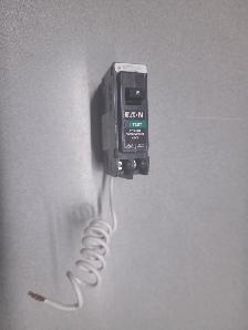 DISJONCTEUR D'ARC FAULT ELECTRIQUE PLUG-ON 1 POLE 15A BRAF115C