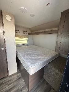 2019 Keystone Hideout 177LHS - Great lightweight couple Unit! - Photo 4