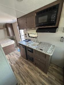 2019 Keystone Hideout 177LHS - Great lightweight couple Unit! - Photo 7