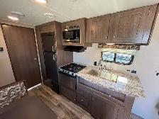 2018 Keystone Hideout 22RBWE - with outdoor kitchen - Photo 8