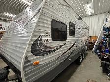 2014 Coleman Expedition 24Ft trailer w/ extra height! - Photo 2