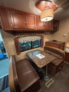 2014 Coleman Expedition 24Ft trailer w/ extra height! - Photo 5