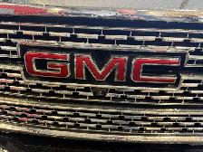 GMC Denali HD Duramax 6.6l Black Diamond Edition - Photo 3