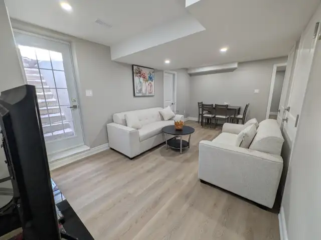 New Furnished Private Room for Rent near Heartland, Square One