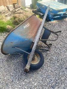 wheelbarrow - Photo 4