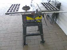 Table saw - Photo 2