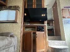 2010 CHAPARRAL 270RKS, REAR KITCHEN, COUPLES UNIT - Photo 14